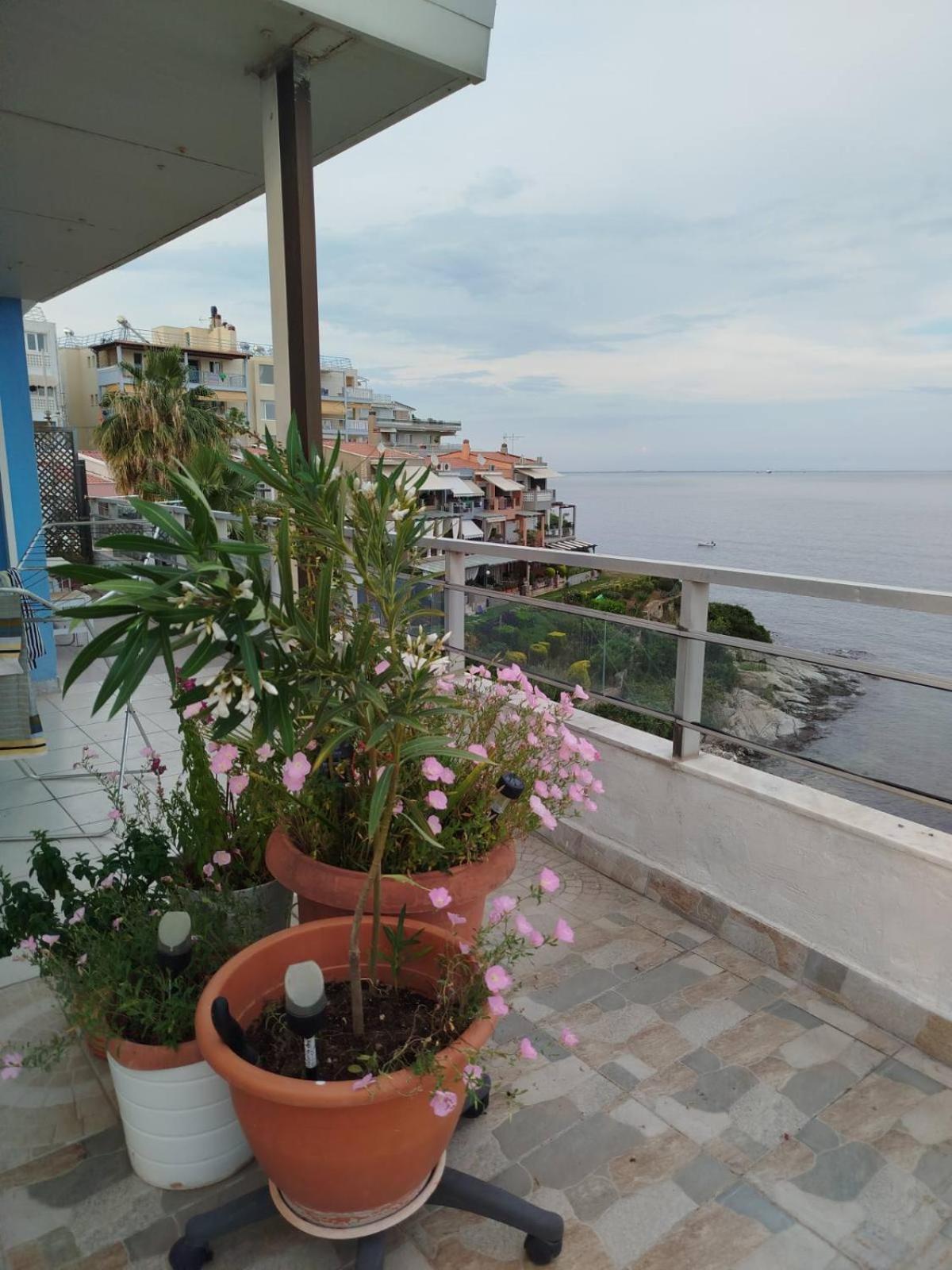 Ferienwohnung Roof Garden By The Sea Kavala Exterior foto